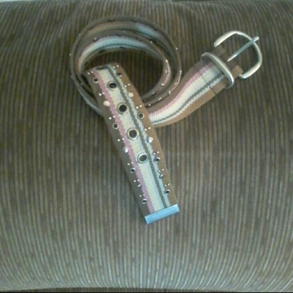 Accessories - ❤Now $6.00 ❤ Canvas belt